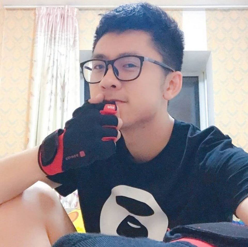 方O嶔